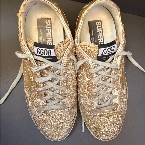 Golden Goose Women's Gold Glitter Low-Top Sneakers with Metallic Star - Picture 10 of 16